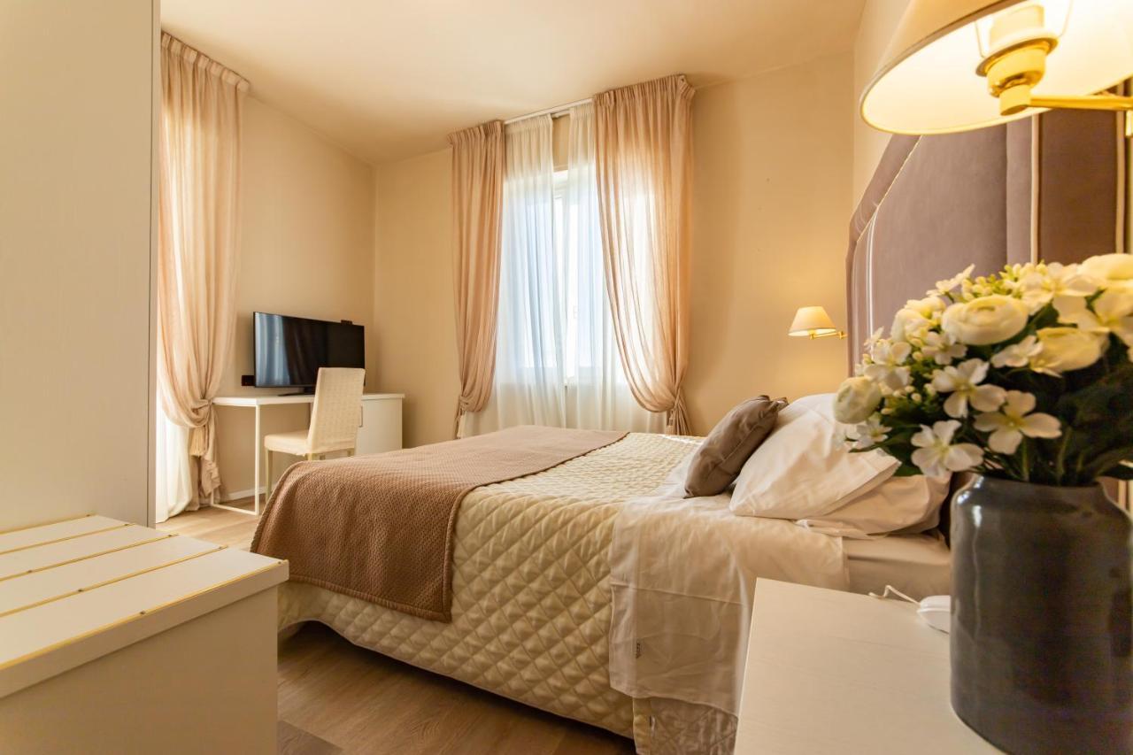 Hotel Rosa Dei Venti Lerici