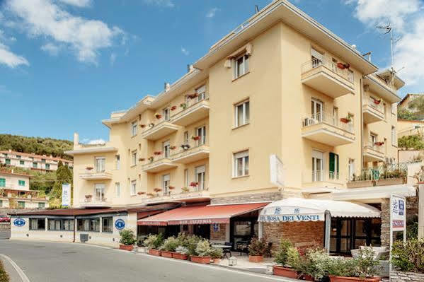 Rosa Dei Venti Hotel 3*